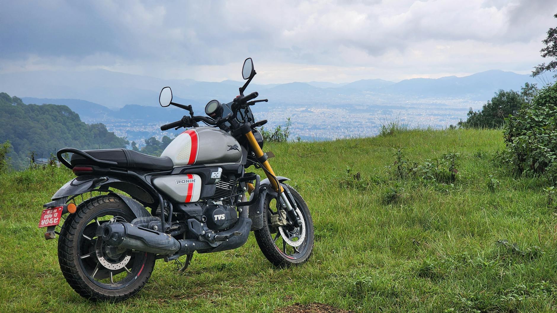 Tvs Ronin 225