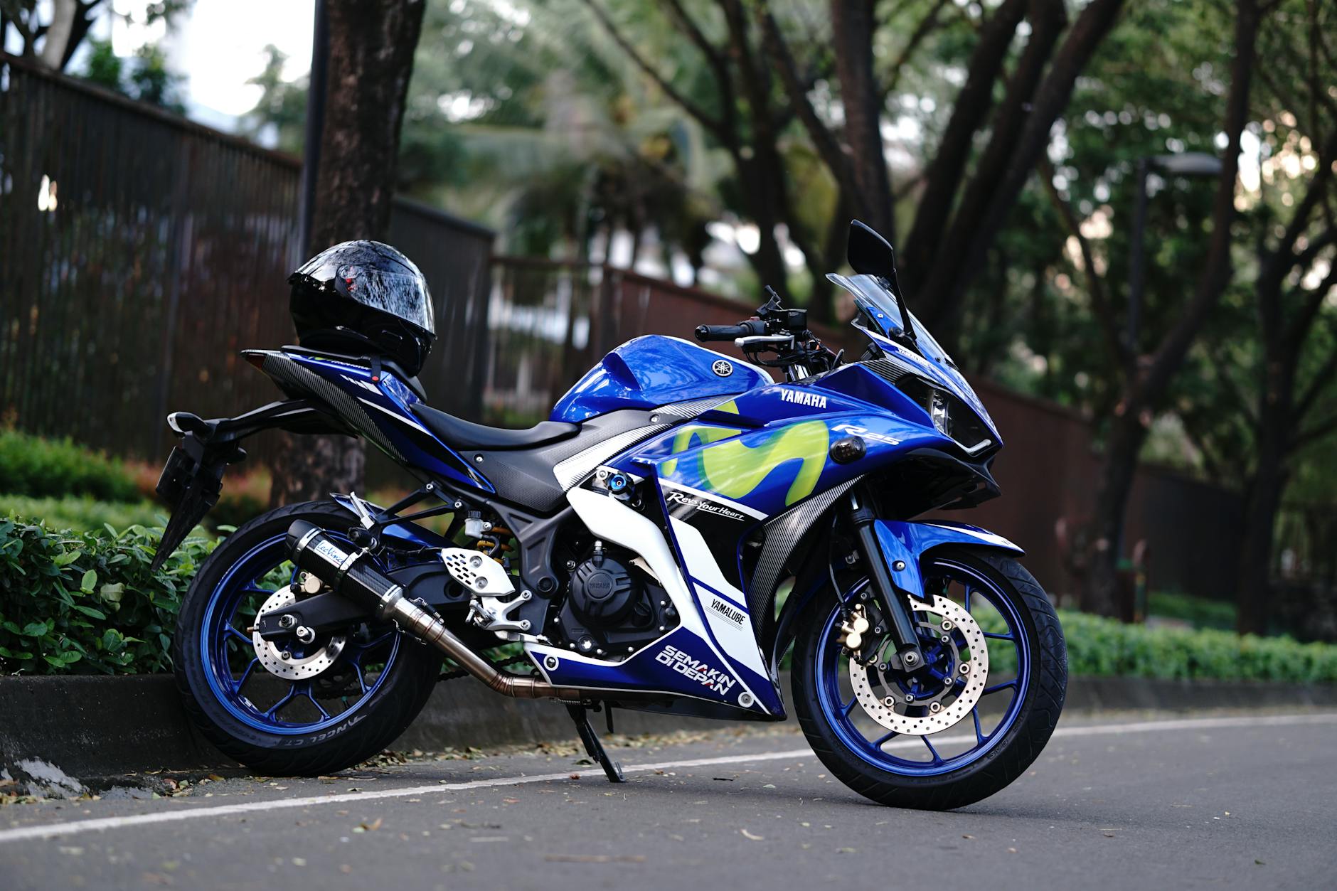 Yamaha R3